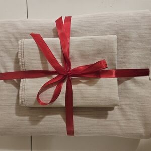 IKEA Queen Duvet Cover With 2 Shams